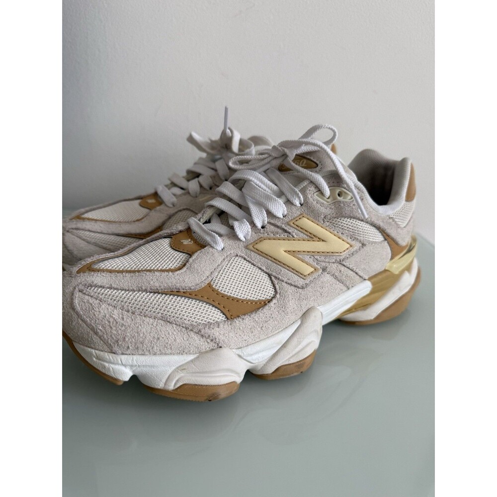 New Balance 990 Sneakers Cream Beige Gold Women’s